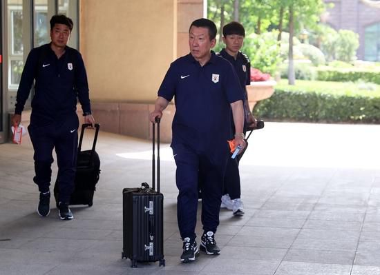 事件平历史最低!FIFA女足年终排名：中国女足降至第19 日本第8朝鲜第9FIFA女足新一期世界排名公布，中国女足下降4位至第19，亚足联第4。